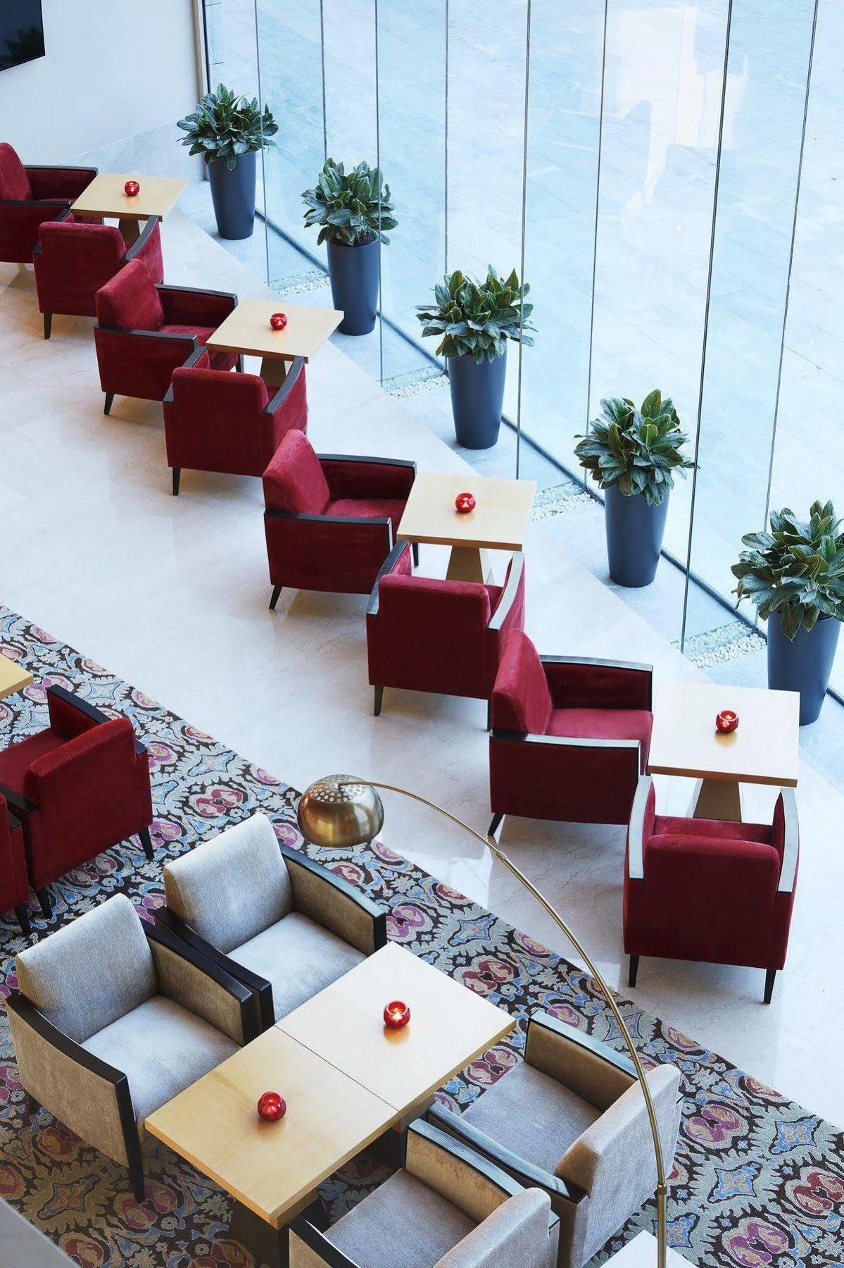 Taj Bangalore Devanahalli Kültér fotó The lobby